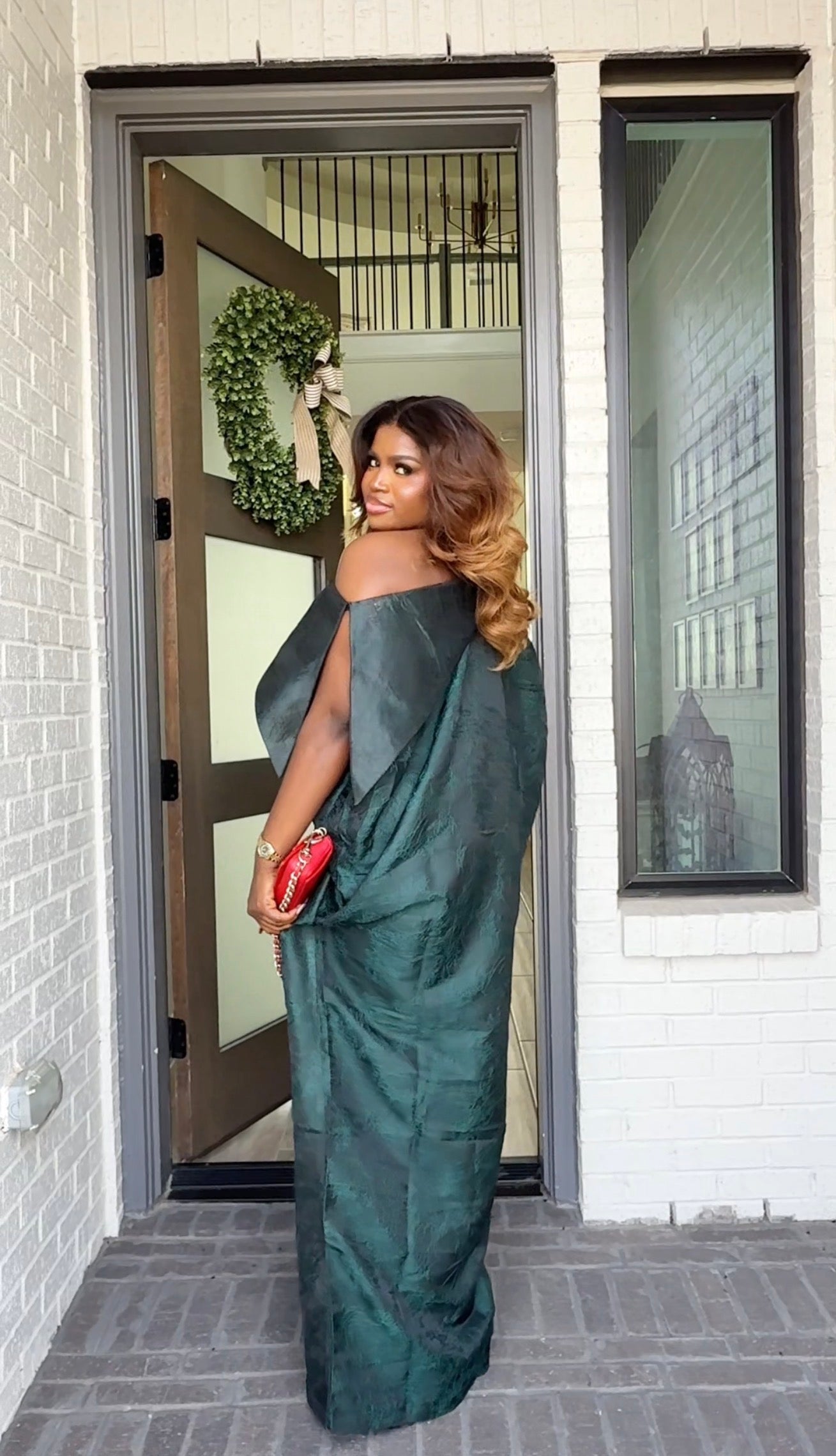 Aanika regal