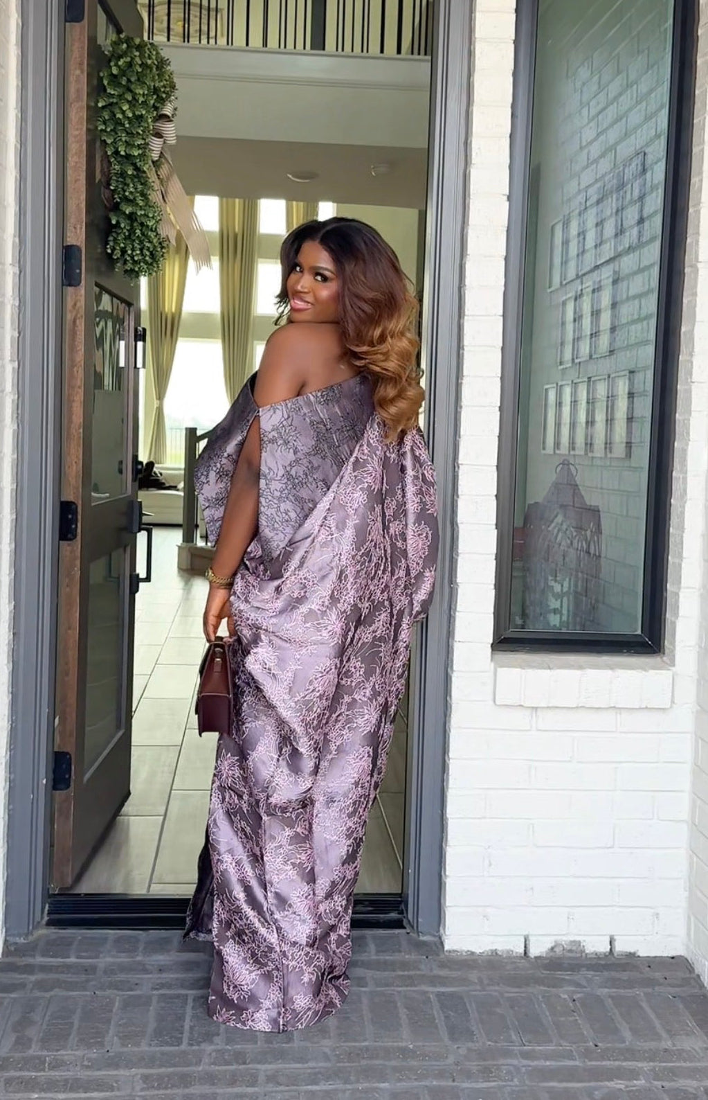 Aanika regal